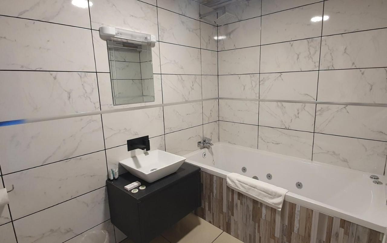 Gilson Hotel Kingston upon Hull Bagian luar foto