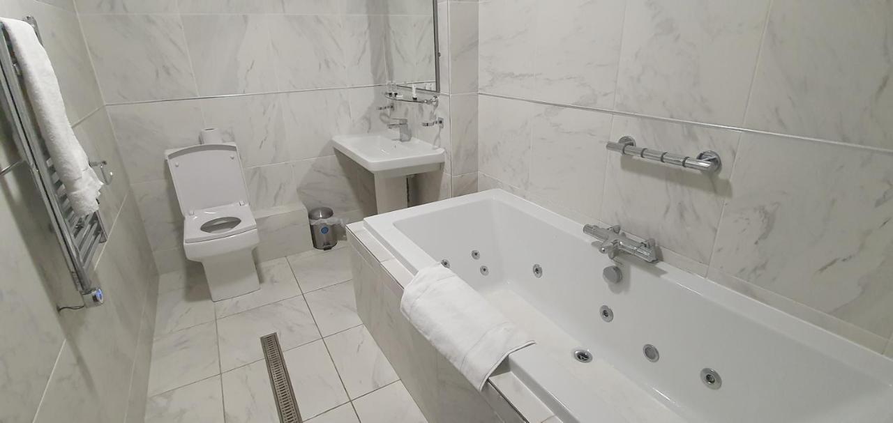 Gilson Hotel Kingston upon Hull Bagian luar foto